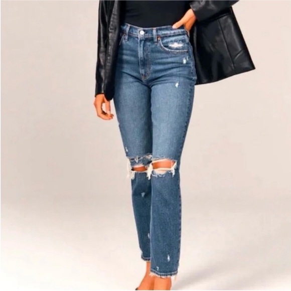 Abercrombie & Fitch Denim - Abercrombie mom jeans